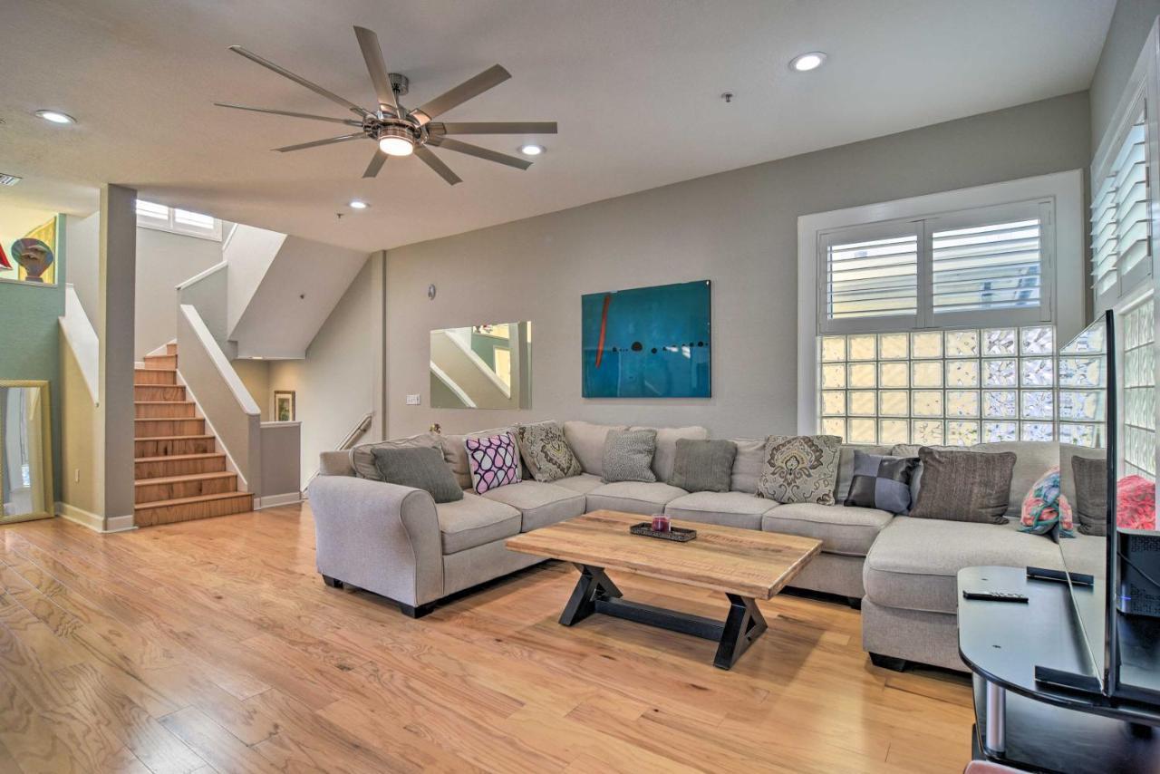 Coastal Sea Side Townhome - Walk To Beach! Clearwater Beach Exteriér fotografie